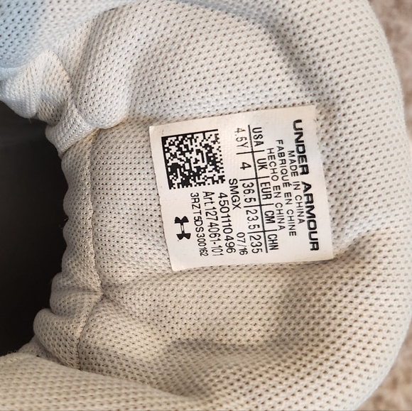 Under Armour Stephen Curry 3’s Basketball Sneakers - Picture 8 of 12